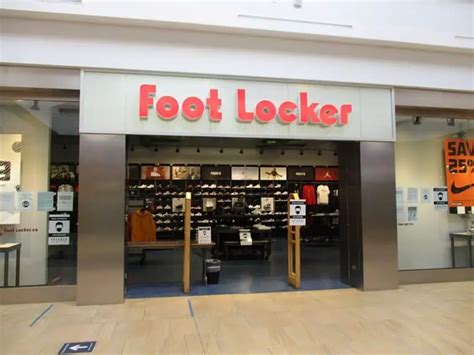 foot locker assistant manager